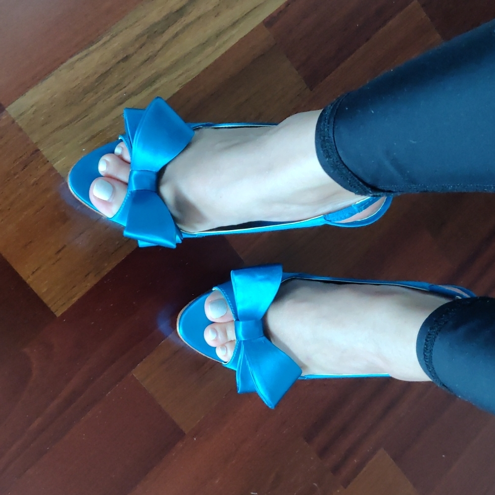 Bebe Open Toe Sling Back Heels - image 6